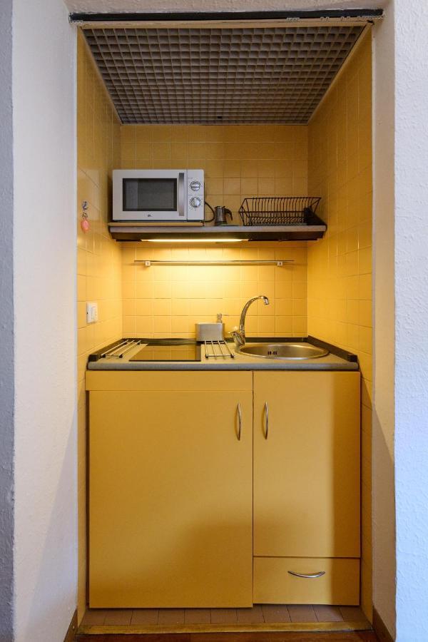 Artist Nadia'S Apartment In Porta Vercellina Milano Dış mekan fotoğraf